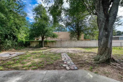 108 Palm Drive Daytona Beach FL 32117