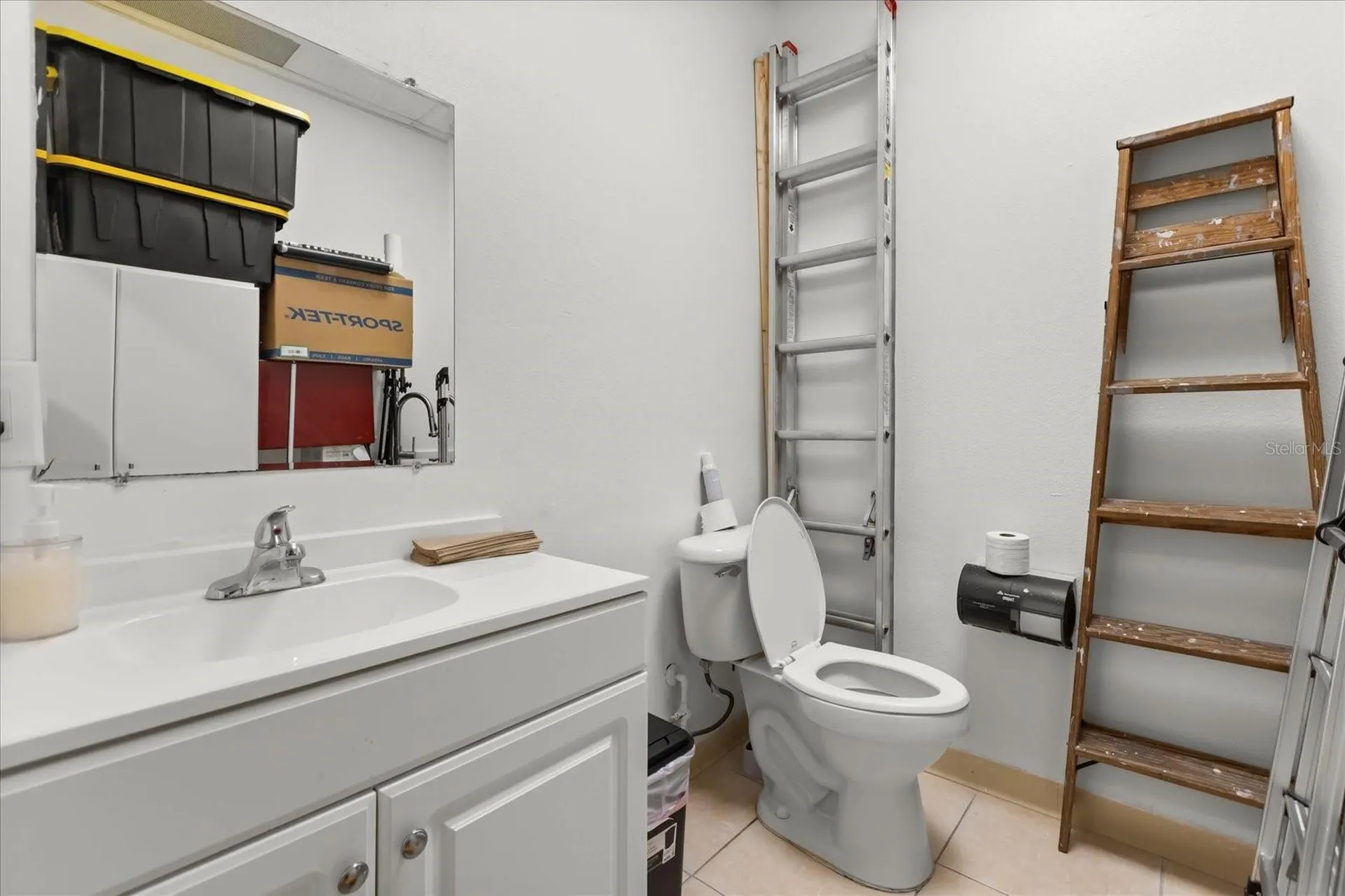 1046 Plaza Drive Kissimmee FL 34743