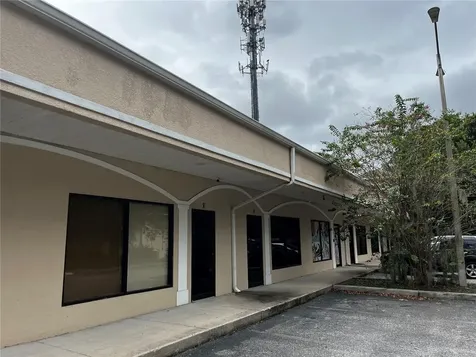 1046 Plaza Drive Kissimmee FL 34743