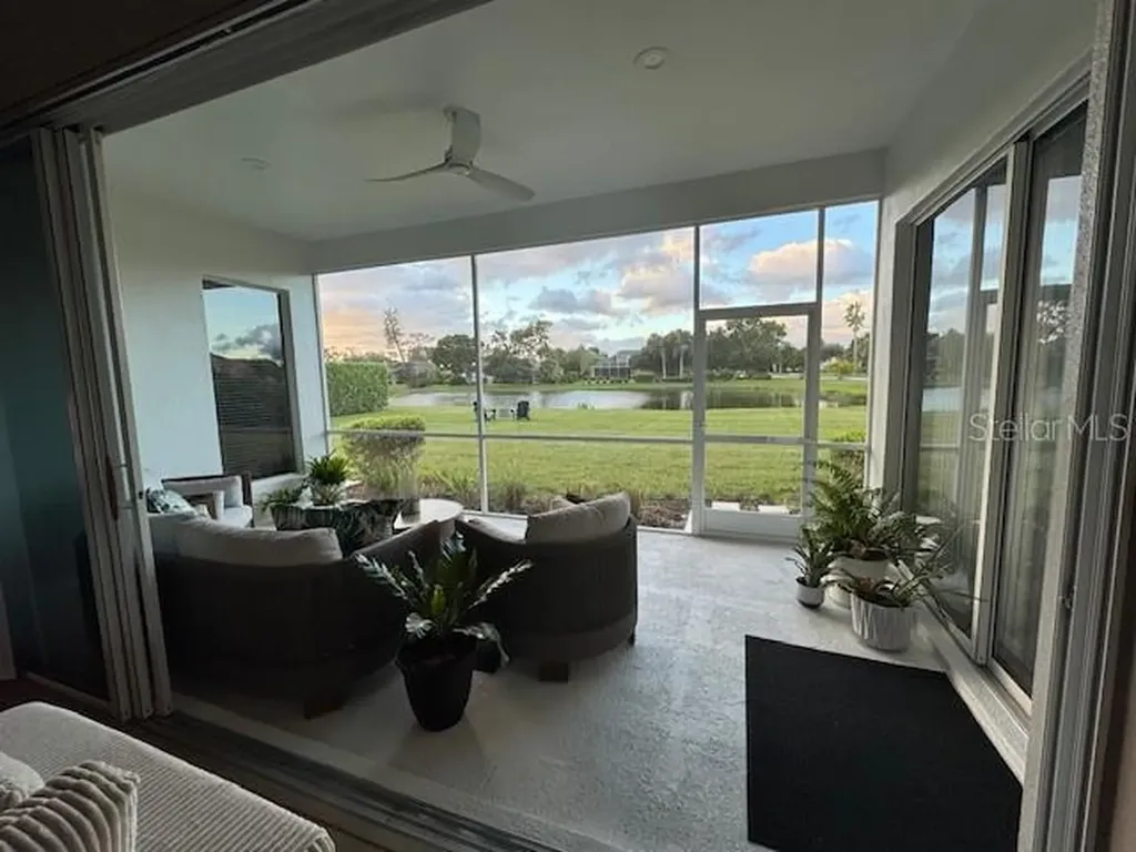 10160 Cherry Hills Avenue Circle Bradenton FL 34202