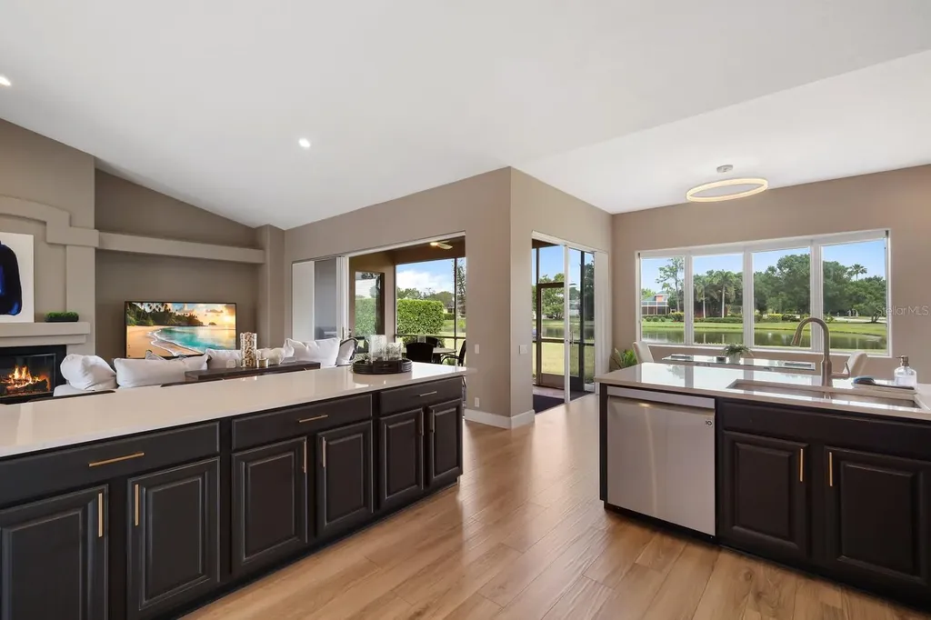 10160 Cherry Hills Avenue Circle Bradenton FL 34202