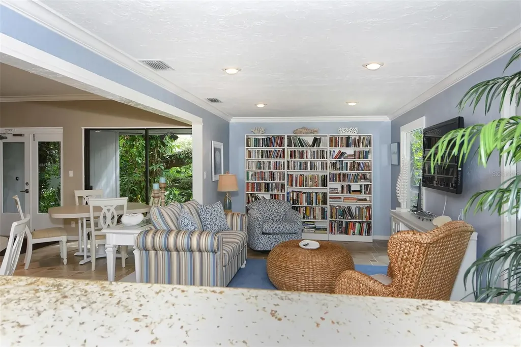 1125 W Peppertree Drive Sarasota FL 34242