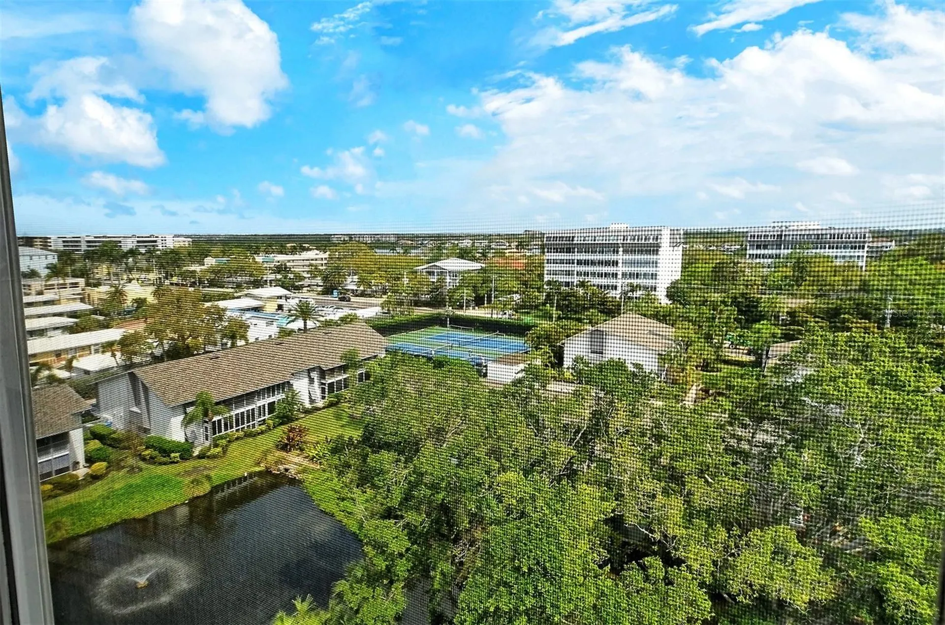 1125 W Peppertree Drive Sarasota FL 34242