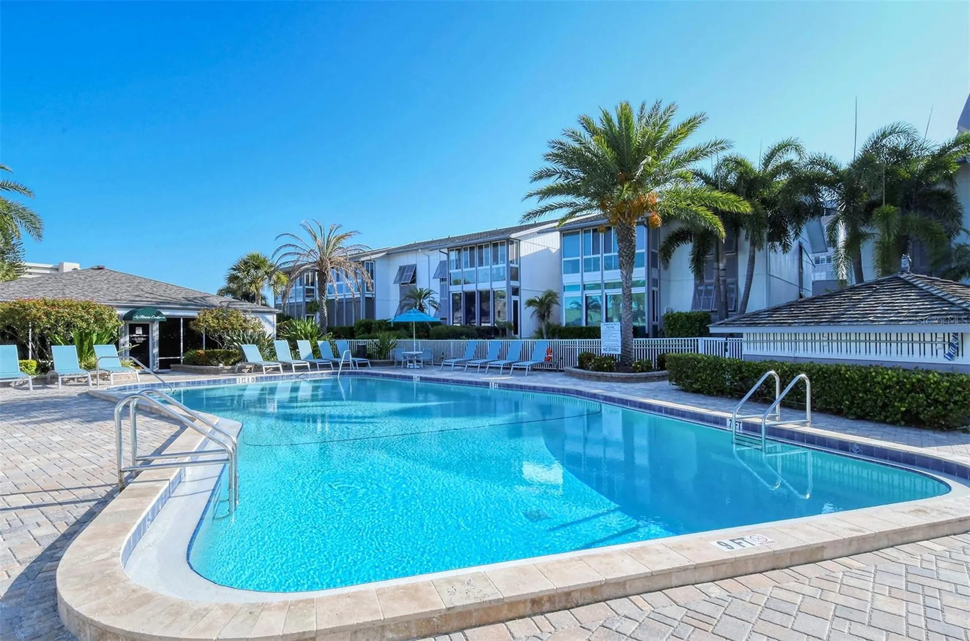1125 W Peppertree Drive Sarasota FL 34242