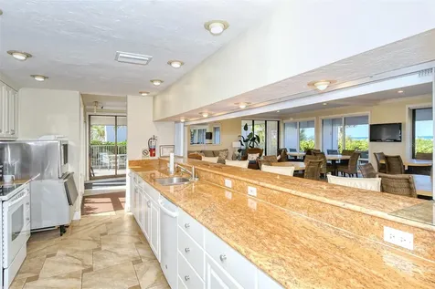 1125 W Peppertree Drive Sarasota FL 34242