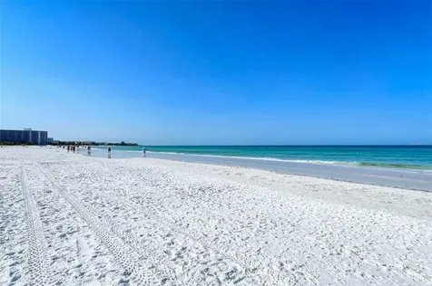1125 W Peppertree Drive Sarasota FL 34242