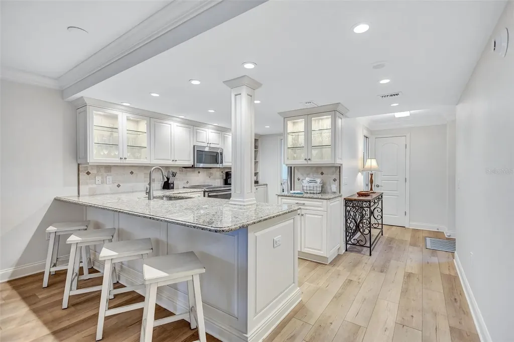 5880 Midnight Pass Road Sarasota FL 34242