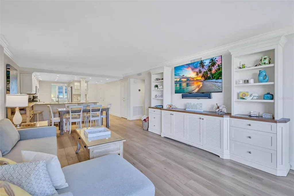 5880 Midnight Pass Road Sarasota FL 34242