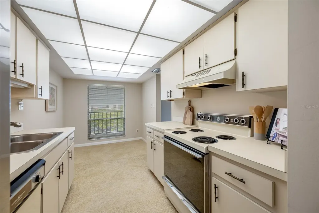 2900 Cove Cay Drive Clearwater FL 33760