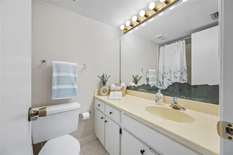 2900 Cove Cay Drive Clearwater FL 33760