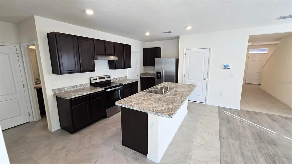 1671 Rosydale Circle Davenport FL 33837