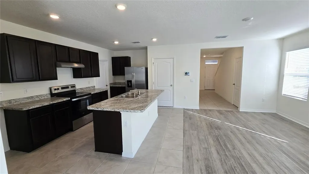 1671 Rosydale Circle Davenport FL 33837