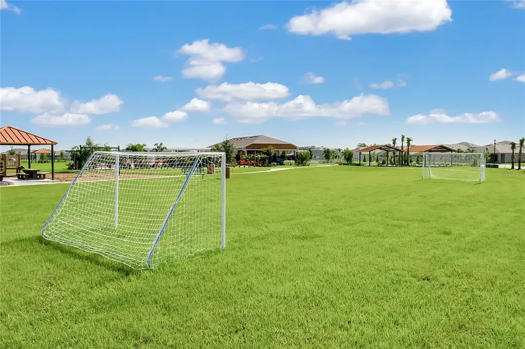 1671 Rosydale Circle Davenport FL 33837