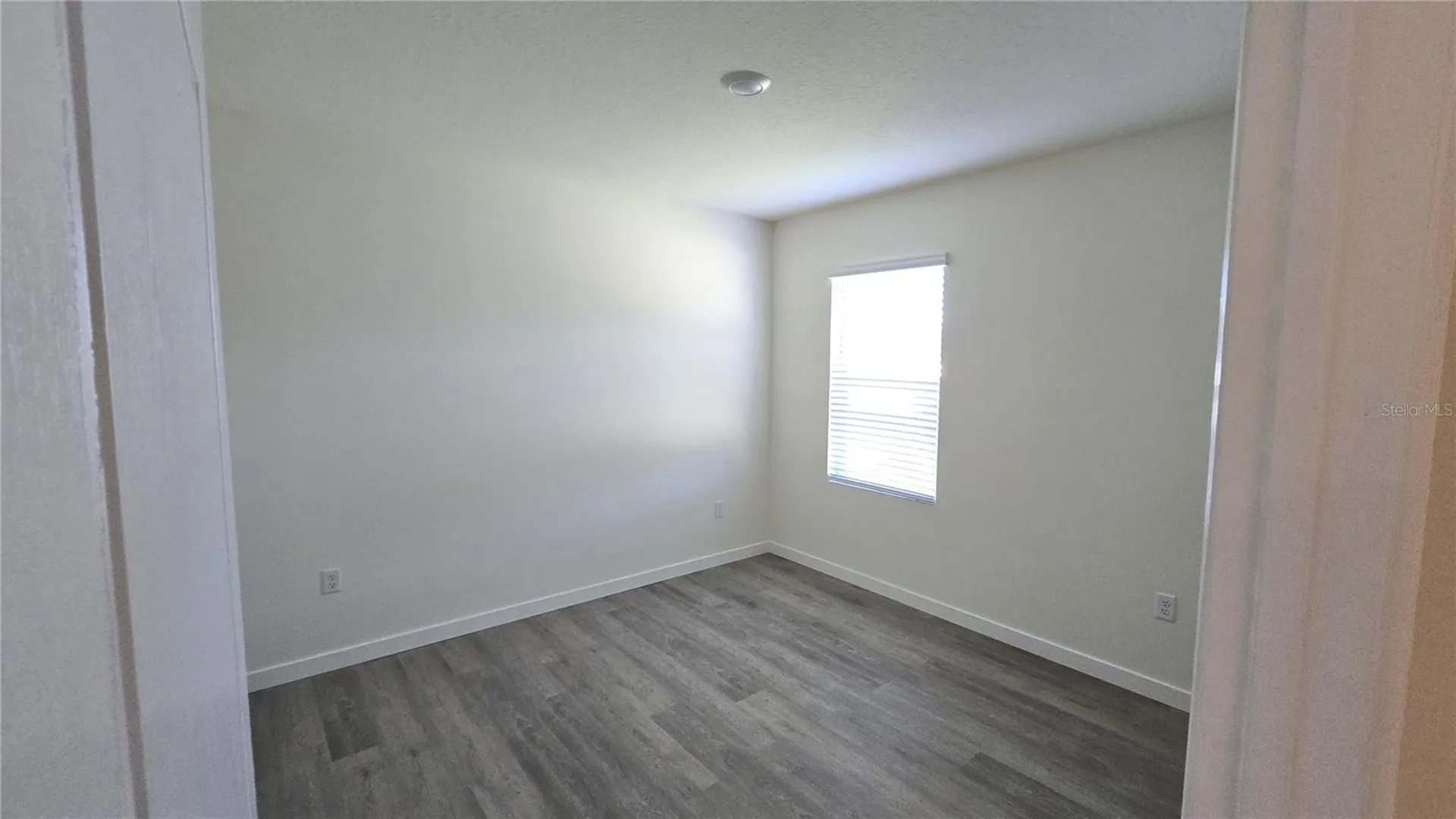 1671 Rosydale Circle Davenport FL 33837