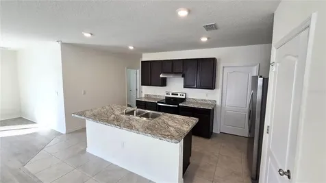 1671 Rosydale Circle Davenport FL 33837