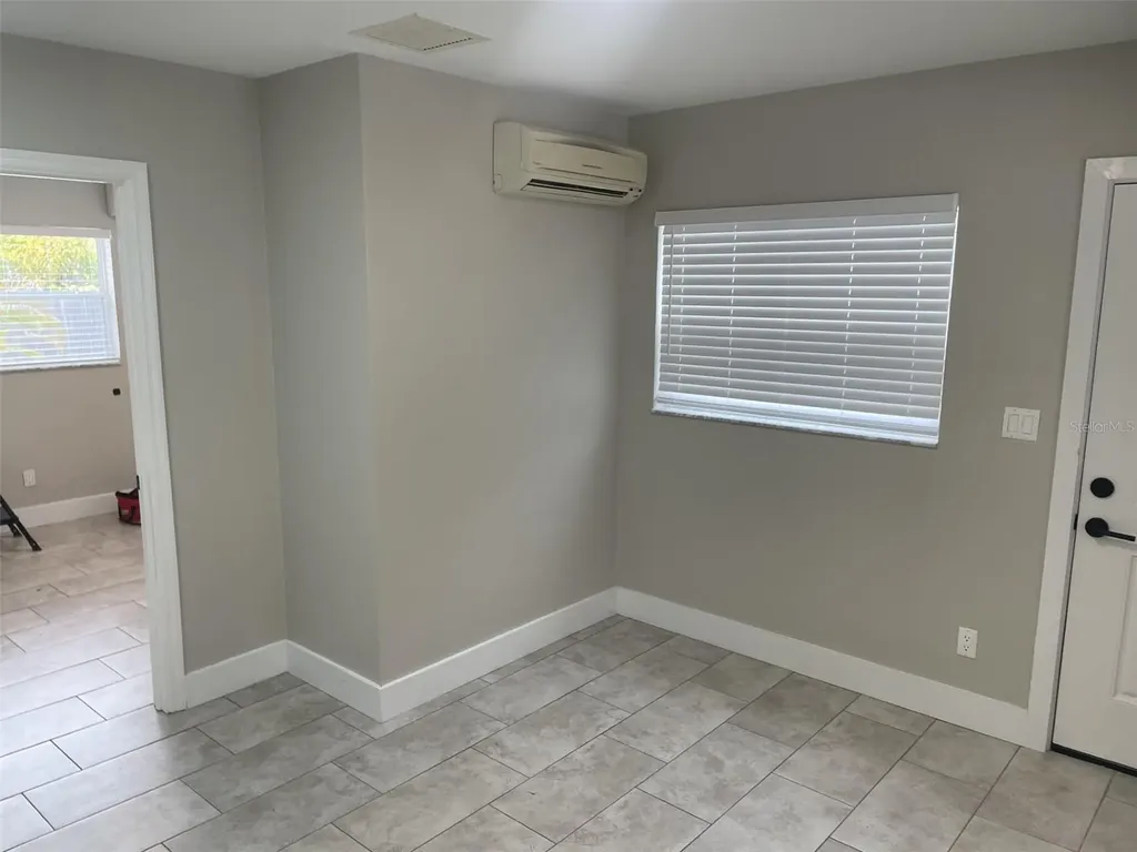 3815 1st Avenue N St Petersburg FL 33713