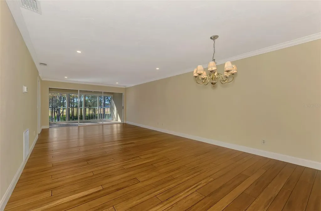 4489 Longmeadow Sarasota FL 34235