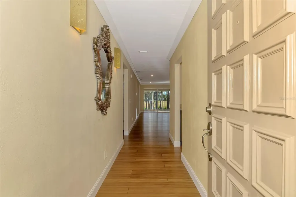 4489 Longmeadow Sarasota FL 34235