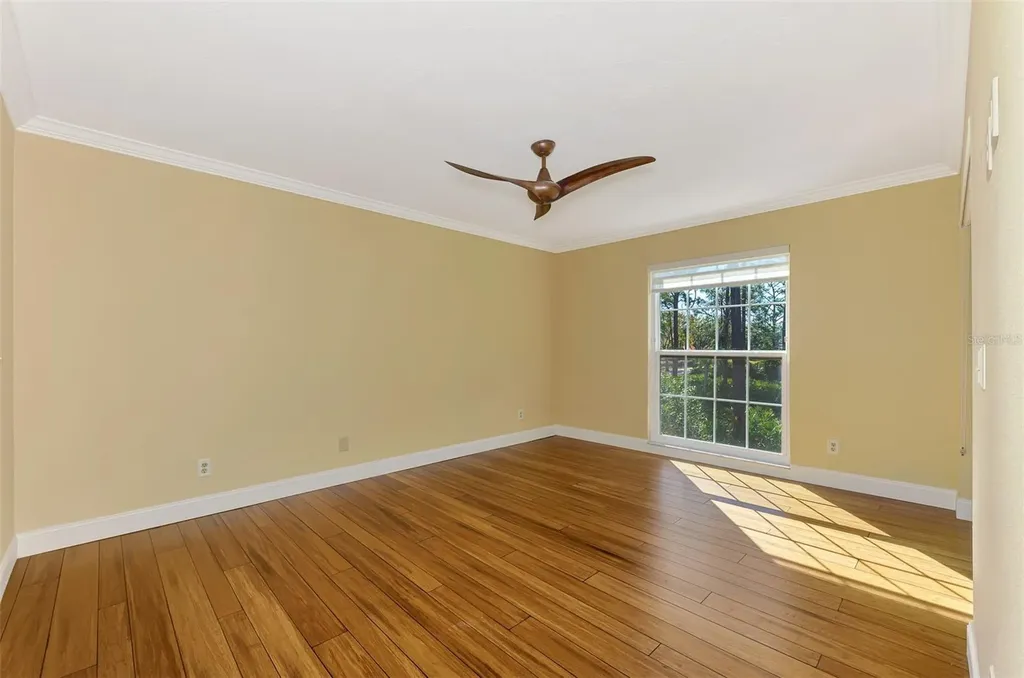 4489 Longmeadow Sarasota FL 34235