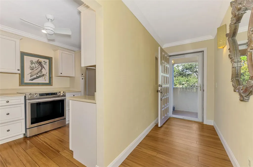 4489 Longmeadow Sarasota FL 34235