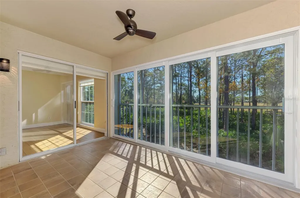 4489 Longmeadow Sarasota FL 34235