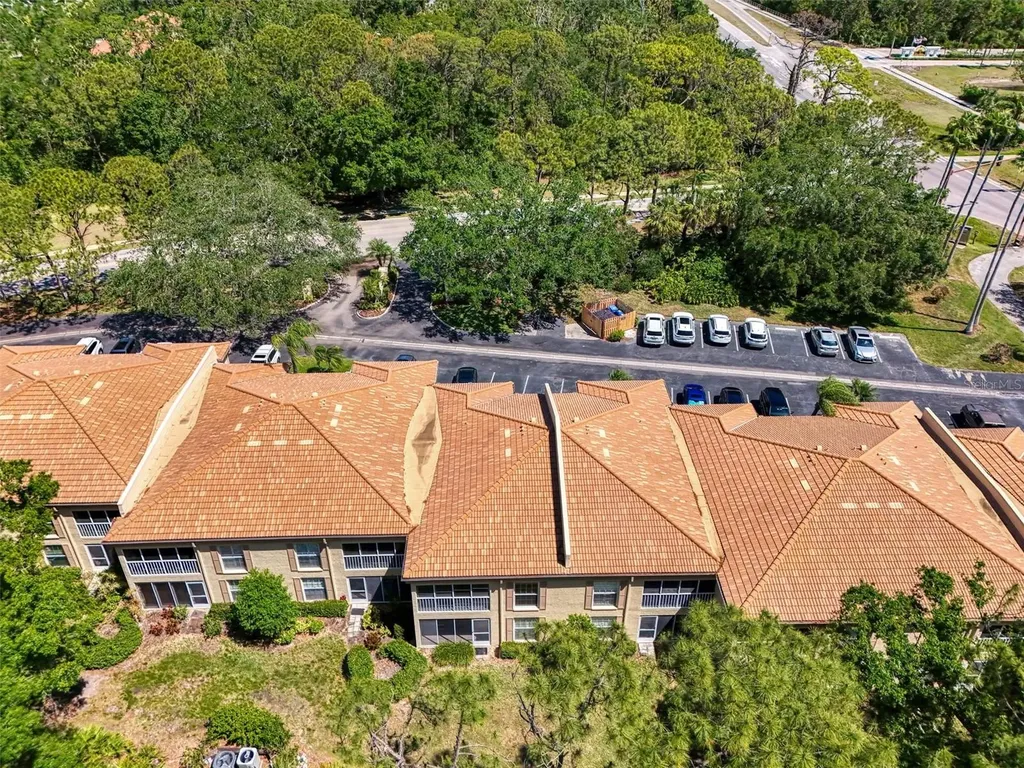 4489 Longmeadow Sarasota FL 34235