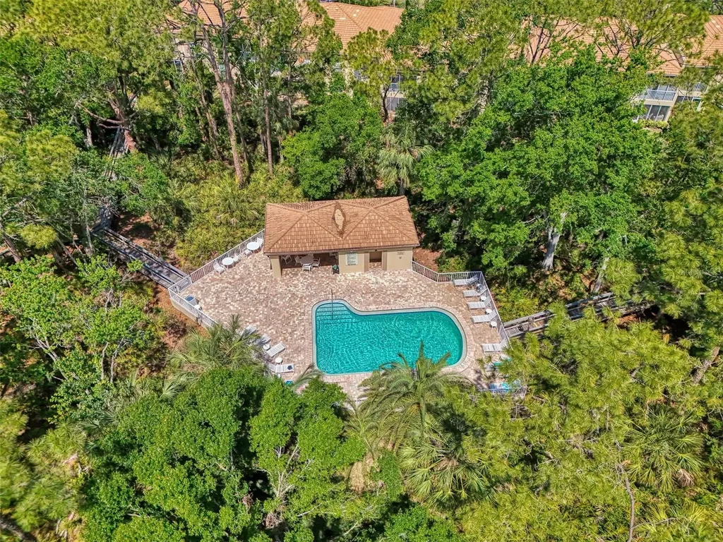 4489 Longmeadow Sarasota FL 34235