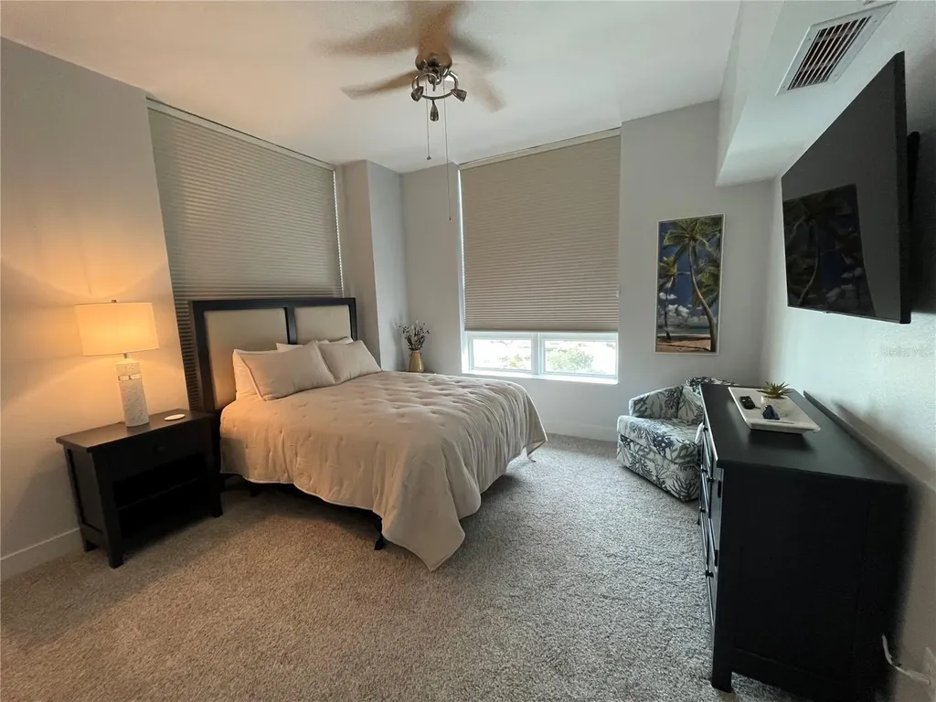 1350 Main Street Sarasota FL 34236