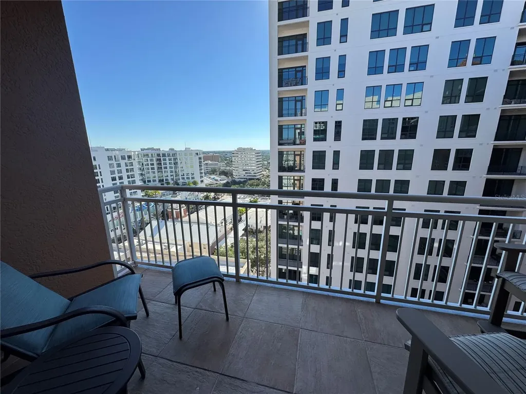 1350 Main Street Sarasota FL 34236