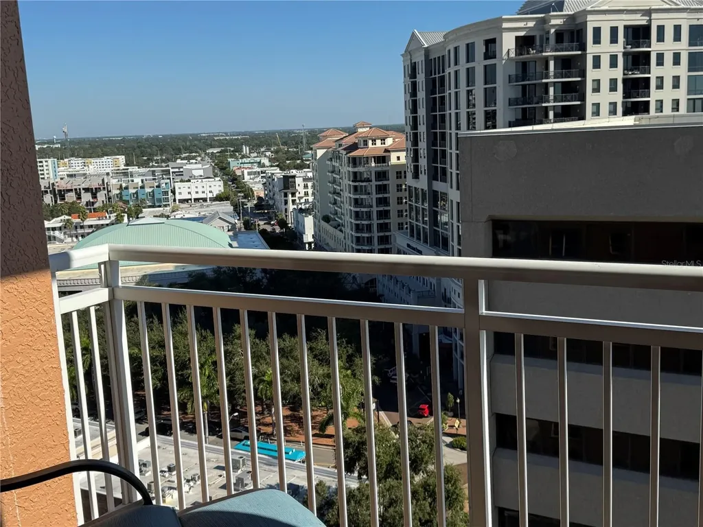 1350 Main Street Sarasota FL 34236