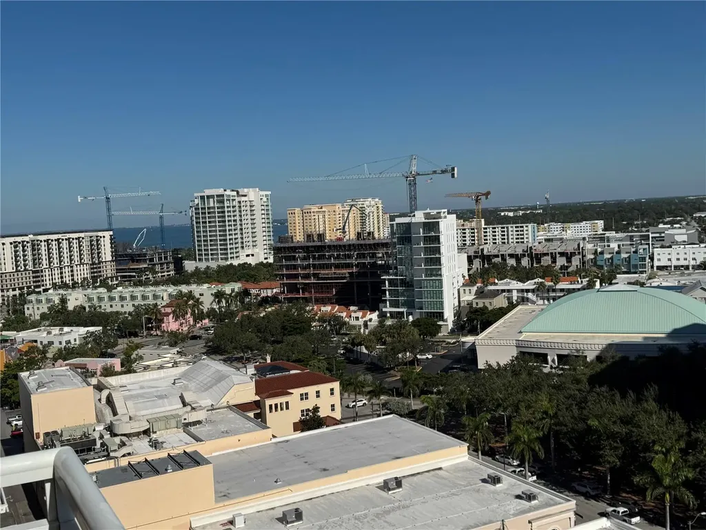 1350 Main Street Sarasota FL 34236