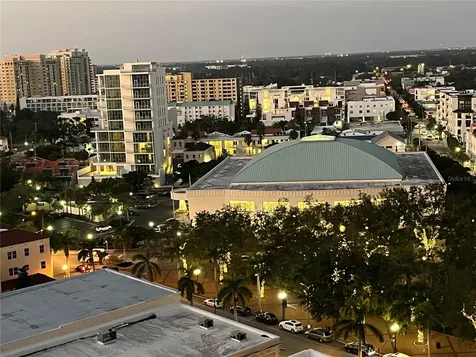 1350 Main Street Sarasota FL 34236