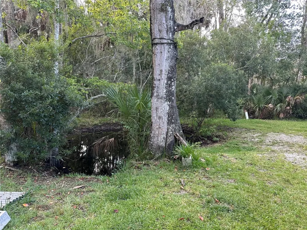 237 N Candle Point Crystal River FL 34429