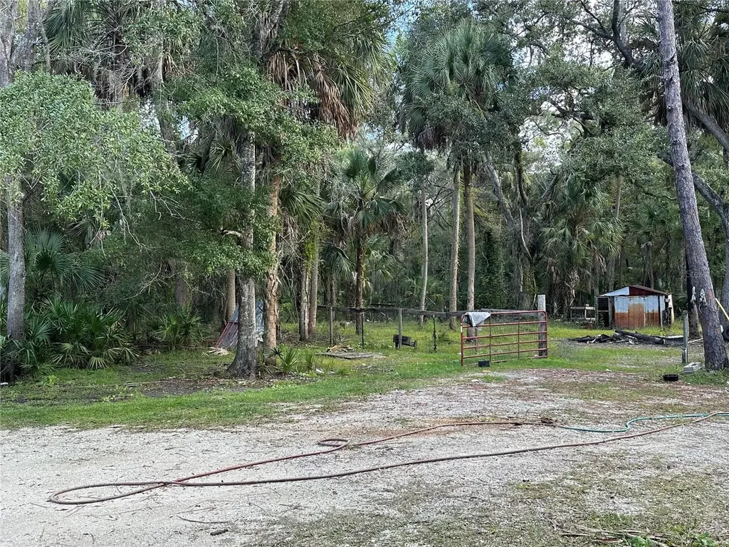 237 N Candle Point Crystal River FL 34429