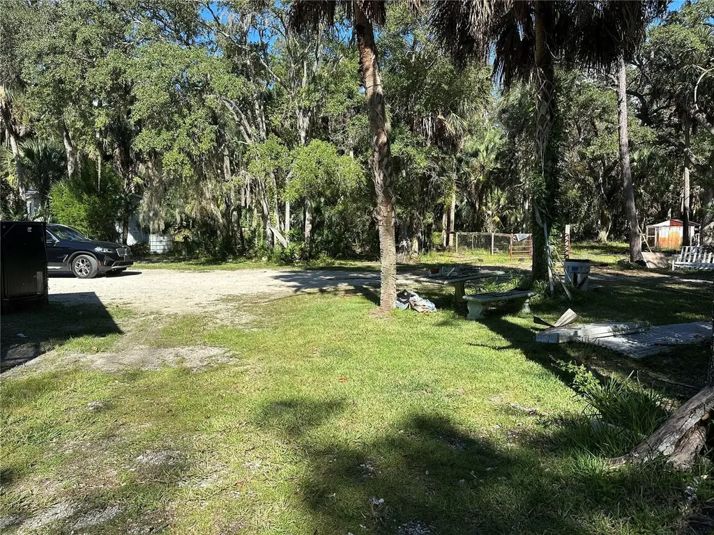 237 N Candle Point Crystal River FL 34429