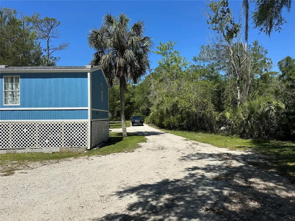 237 N Candle Point Crystal River FL 34429