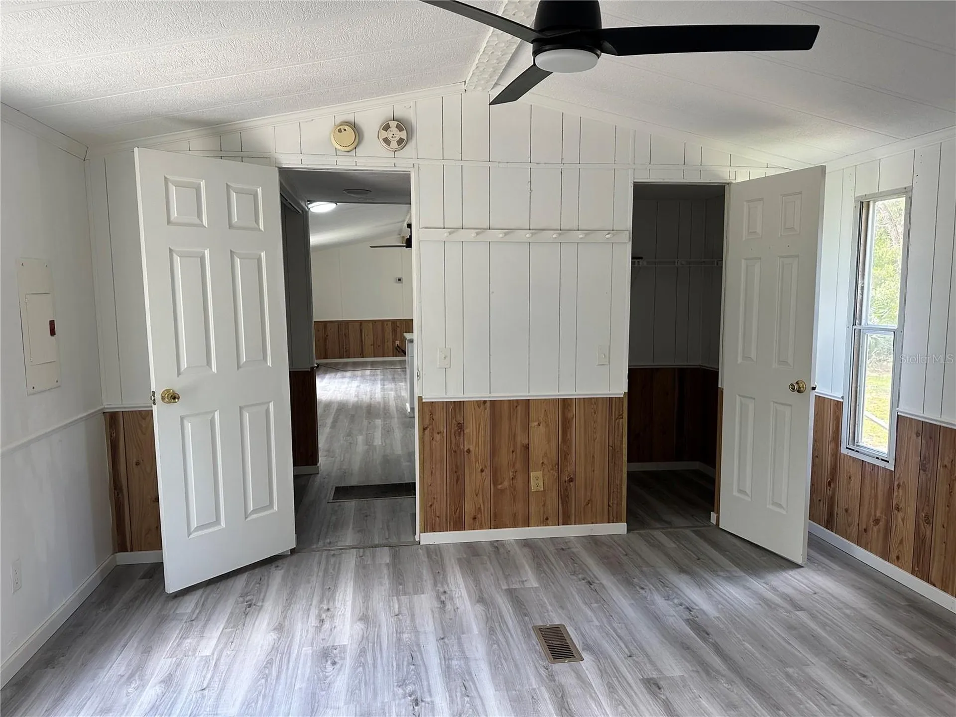 237 N Candle Point Crystal River FL 34429