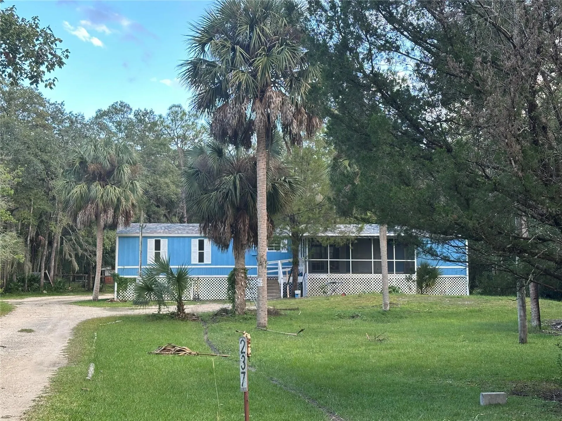 237 N Candle Point Crystal River FL 34429