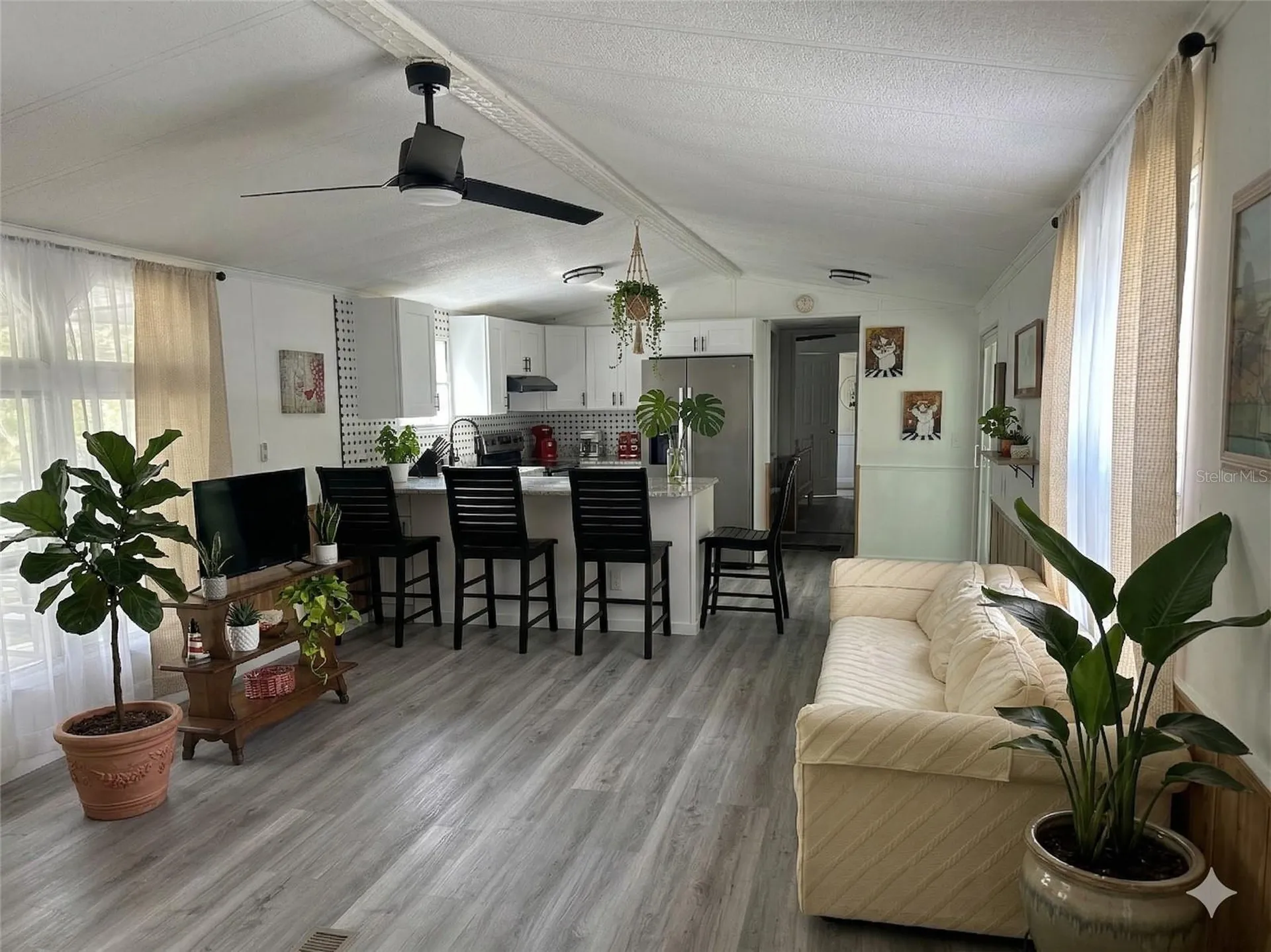 237 N Candle Point Crystal River FL 34429