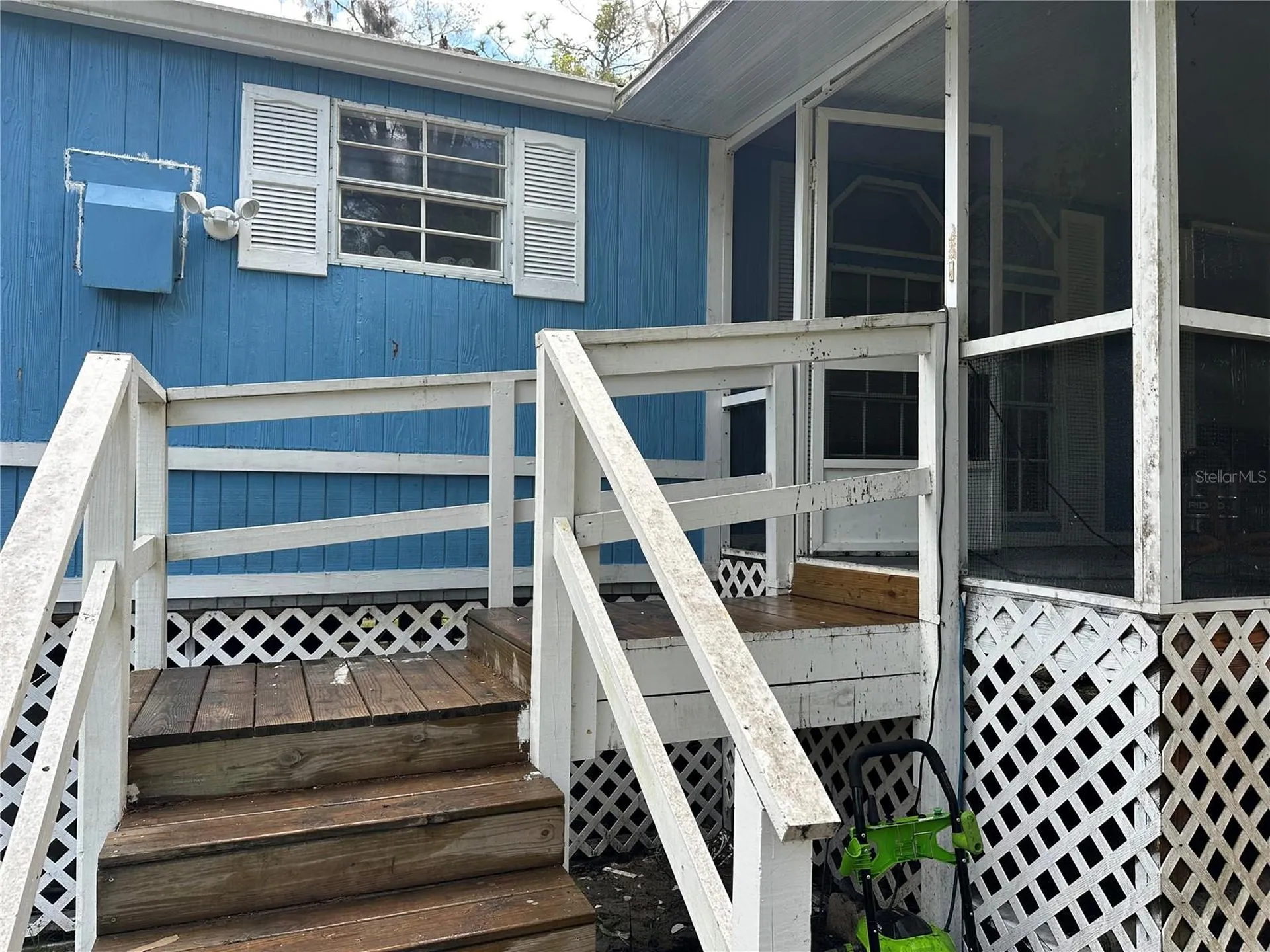 237 N Candle Point Crystal River FL 34429