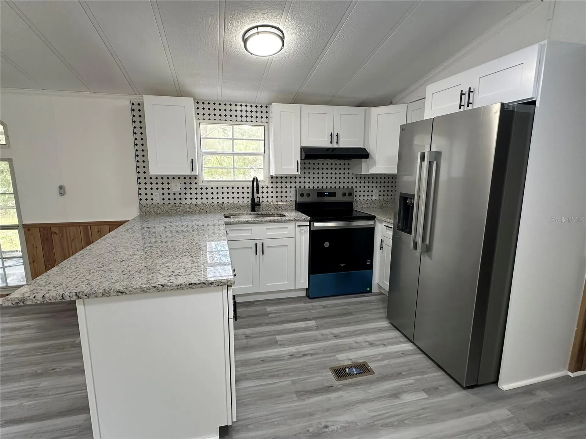 237 N Candle Point Crystal River FL 34429