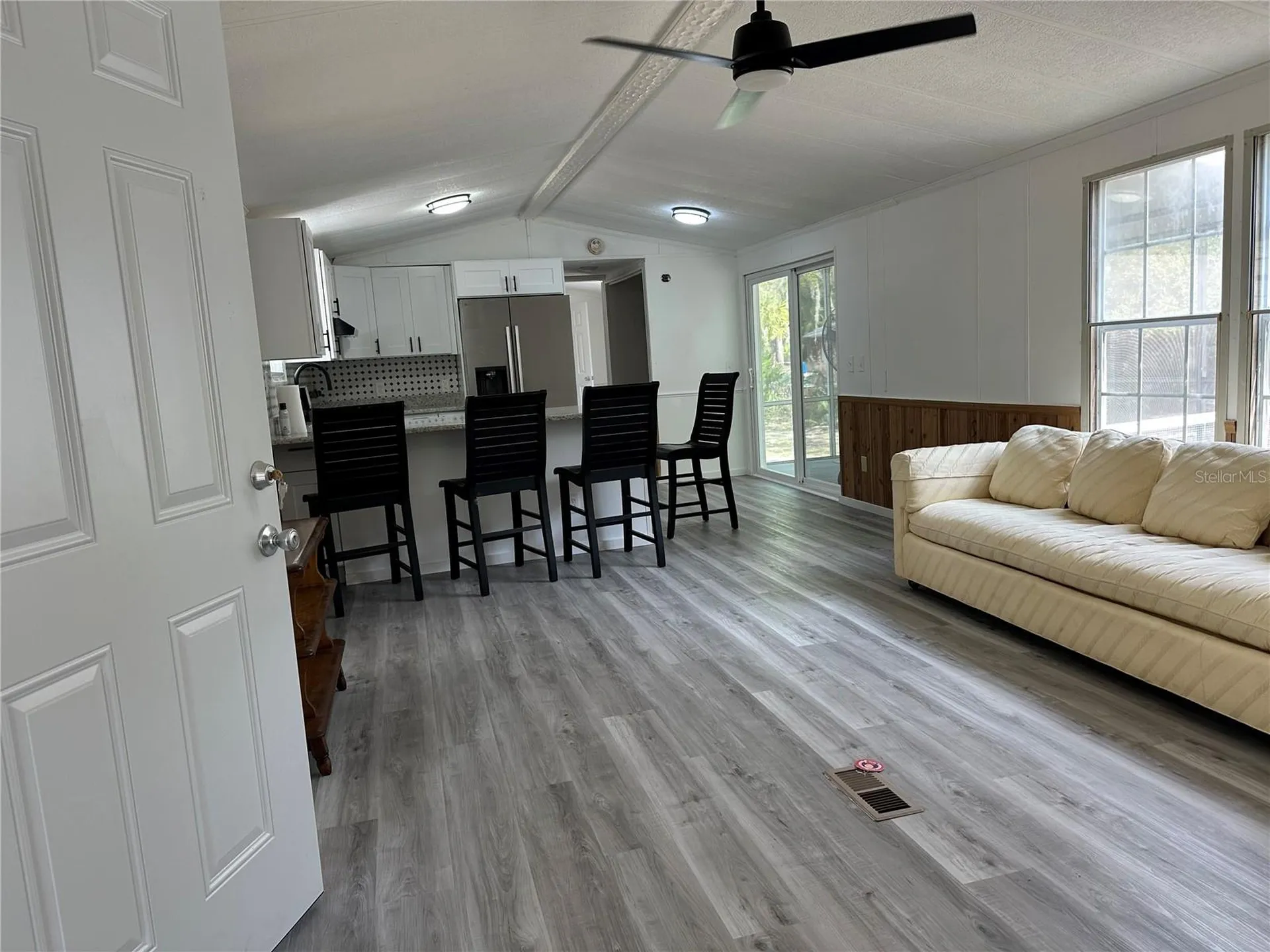237 N Candle Point Crystal River FL 34429