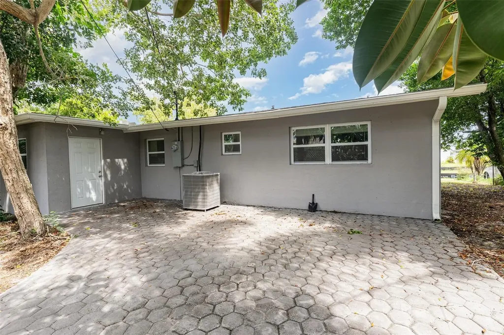 2019 Barkley Avenue Melbourne FL 32935