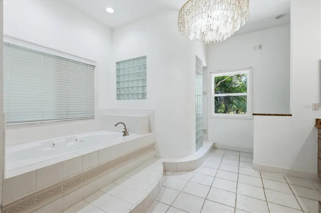 1351 Dixie Lee Lane Sarasota FL 34231