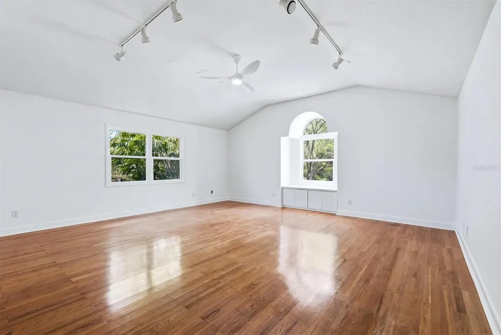 1351 Dixie Lee Lane Sarasota FL 34231