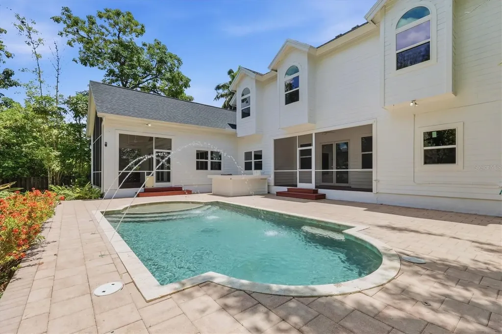 1351 Dixie Lee Lane Sarasota FL 34231