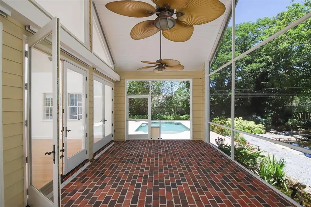 1351 Dixie Lee Lane Sarasota FL 34231