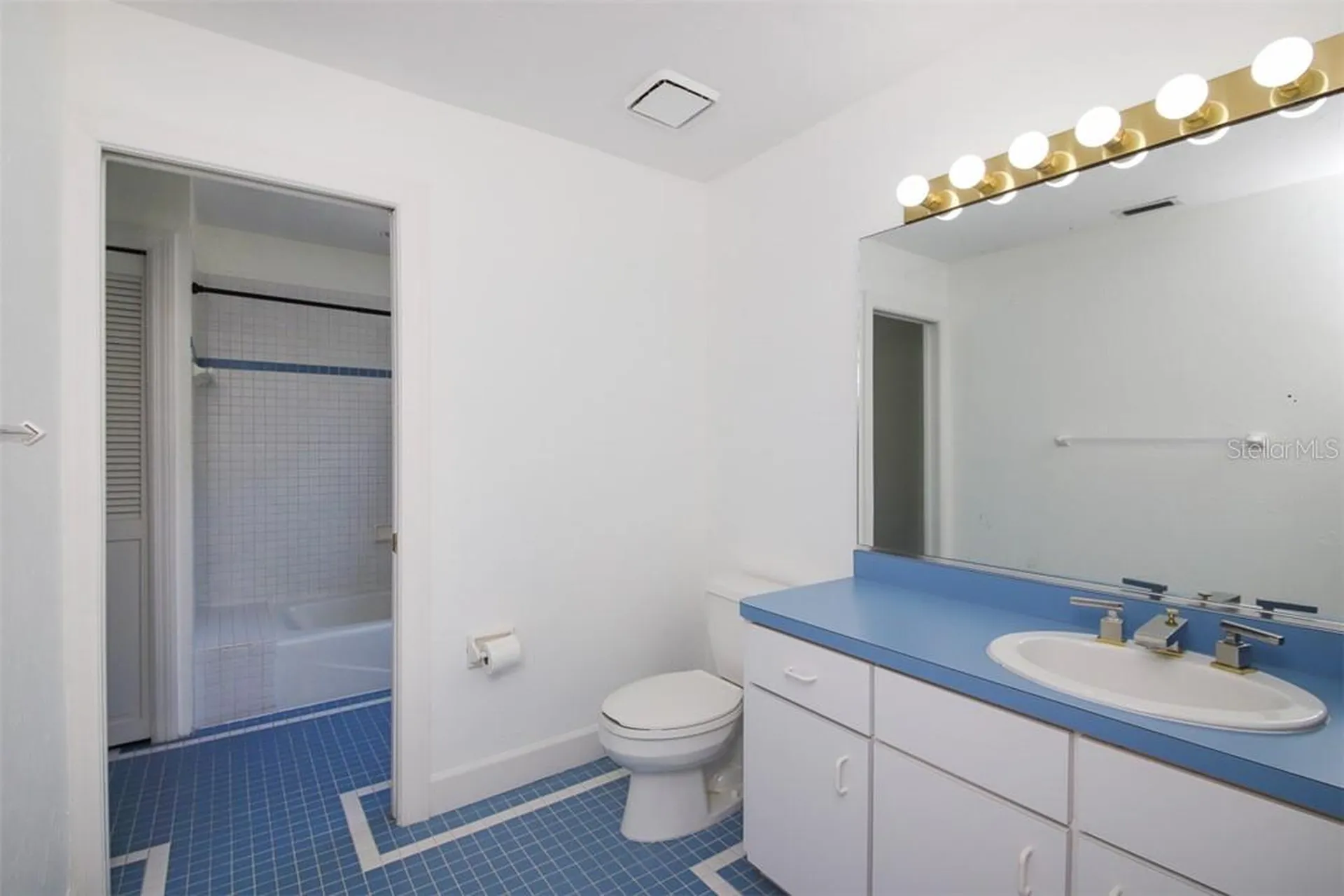 1351 Dixie Lee Lane Sarasota FL 34231