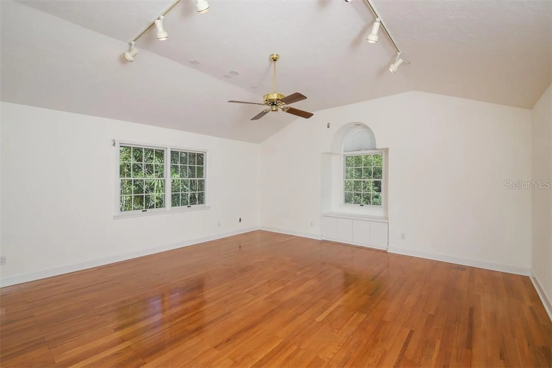 1351 Dixie Lee Lane Sarasota FL 34231