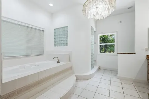 1351 Dixie Lee Lane Sarasota FL 34231